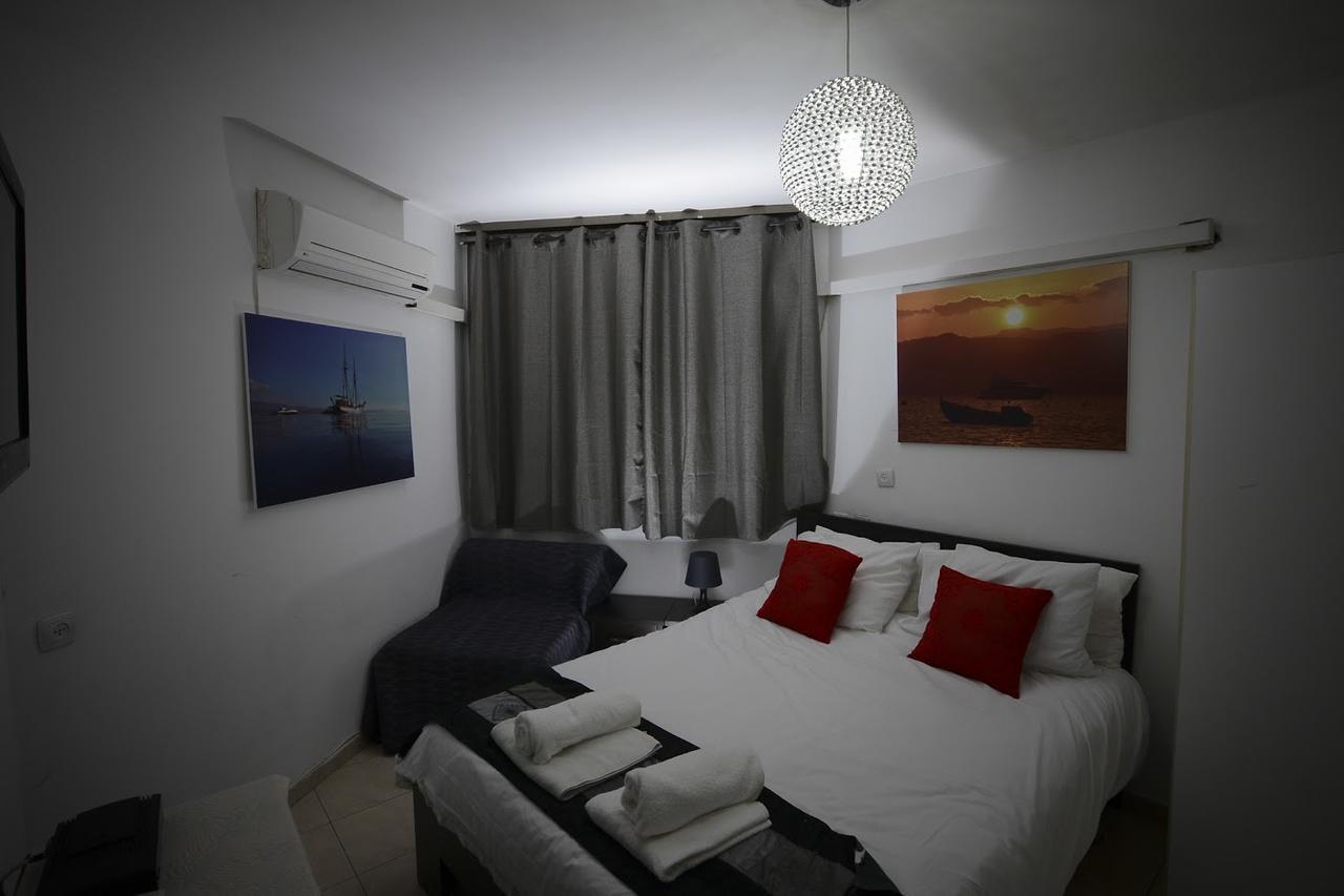 Avi'S Suites Eilat Exterior photo