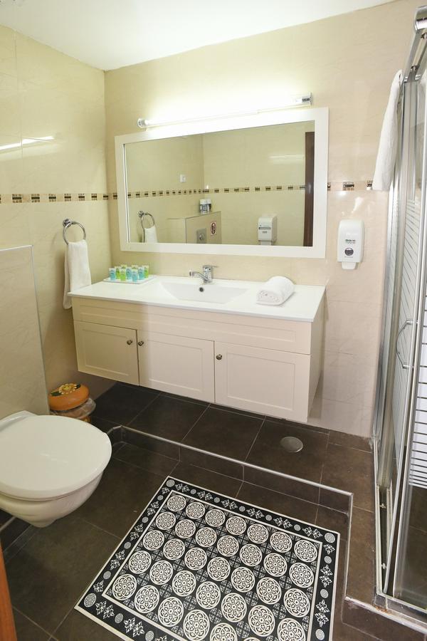 Avi'S Suites Eilat Exterior photo