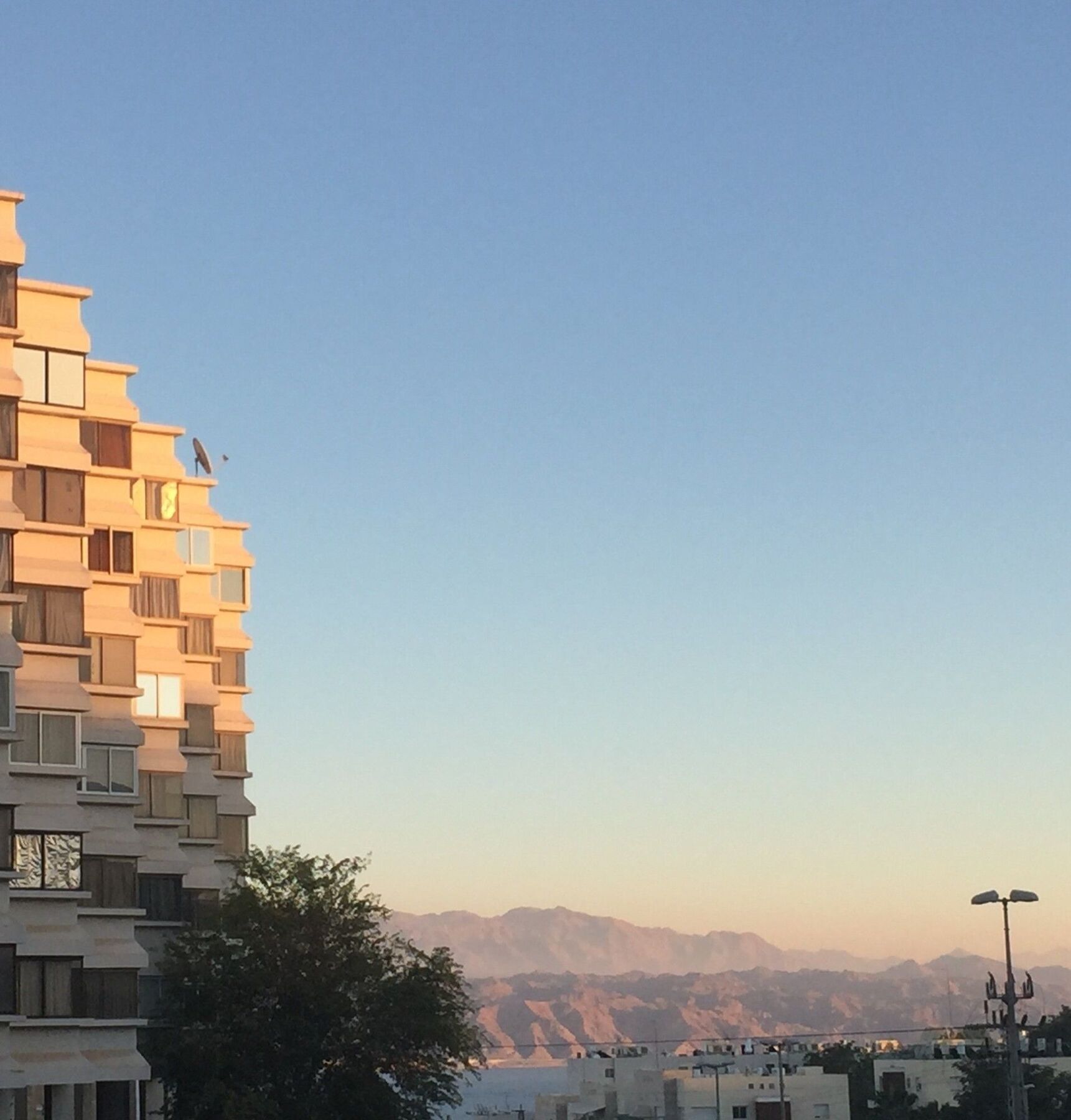 Avi'S Suites Eilat Exterior photo